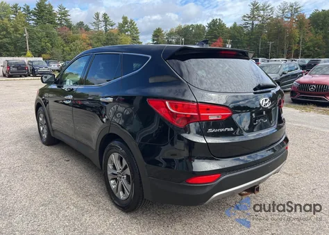 2016 Hyundai Santa Fe Sport 2.4L z USA, uszkodzony, nr VIN 5XYZTDLB4GG368432